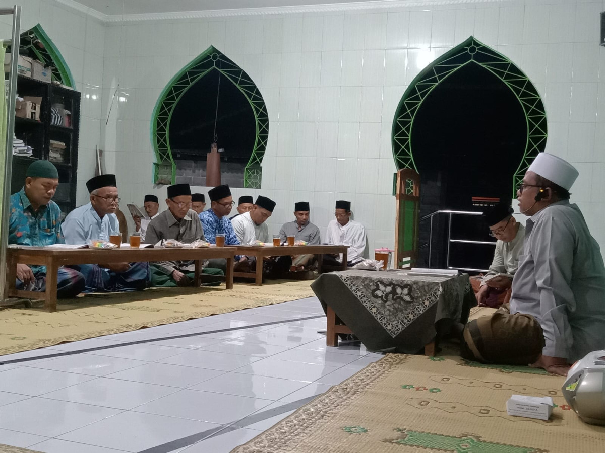 Pengajian kitab di Dusun Sorasan