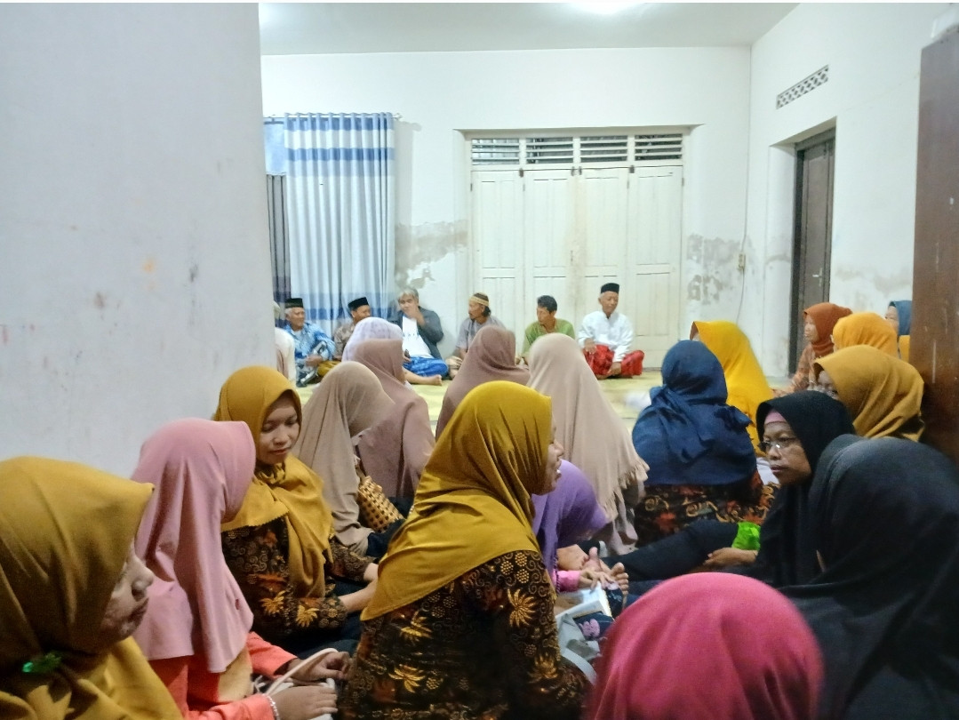 Yasinan rutin malam jum'at dusun Kalibulus