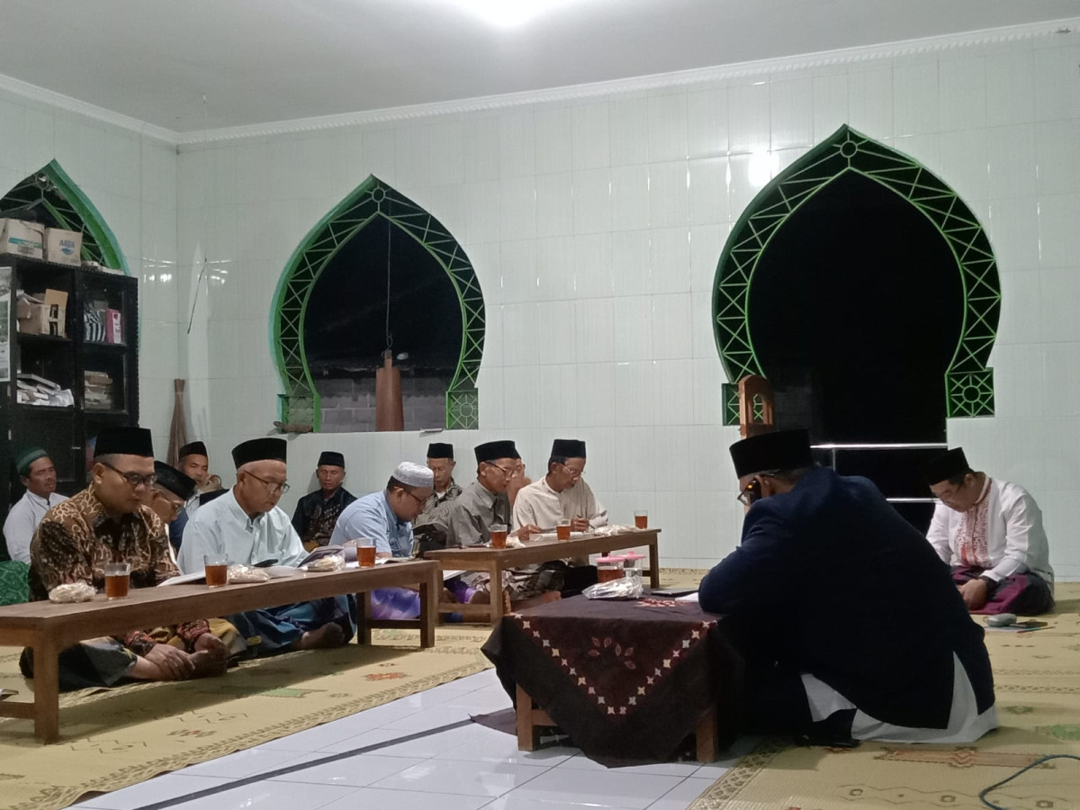 Kajian Tafsir Masjid Jami'ul Khasanah Sorasan