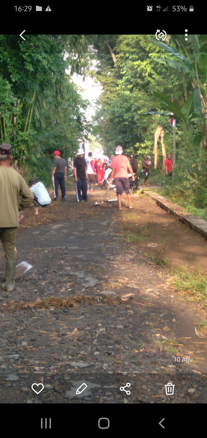 Gotong royong pngecoran jln cokrogaten