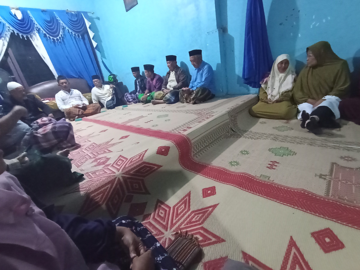 Mujahadah rutin bpk ibu dusun koroulon Kidul
