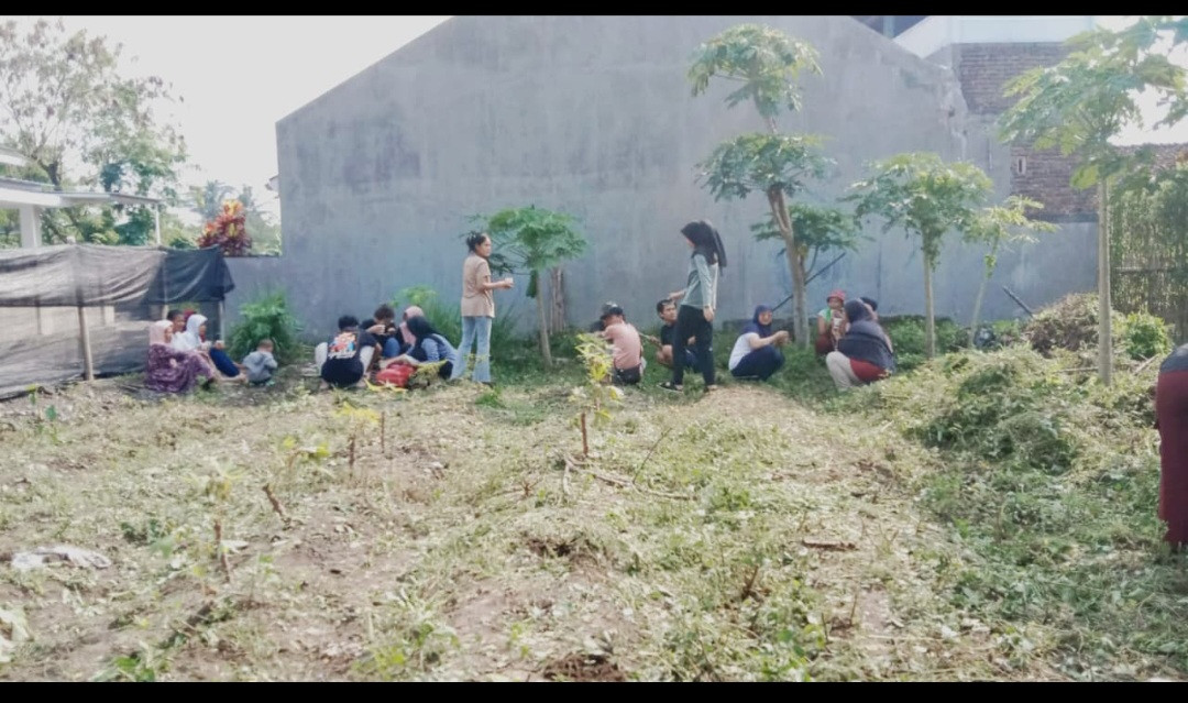 Gotong royong RT 03 Padukuhan Kalibulus