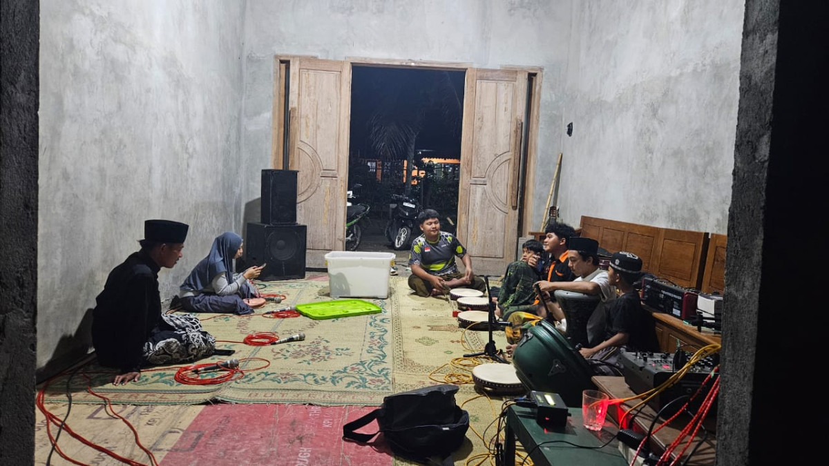 Latihan hadroh tegal jaten balong