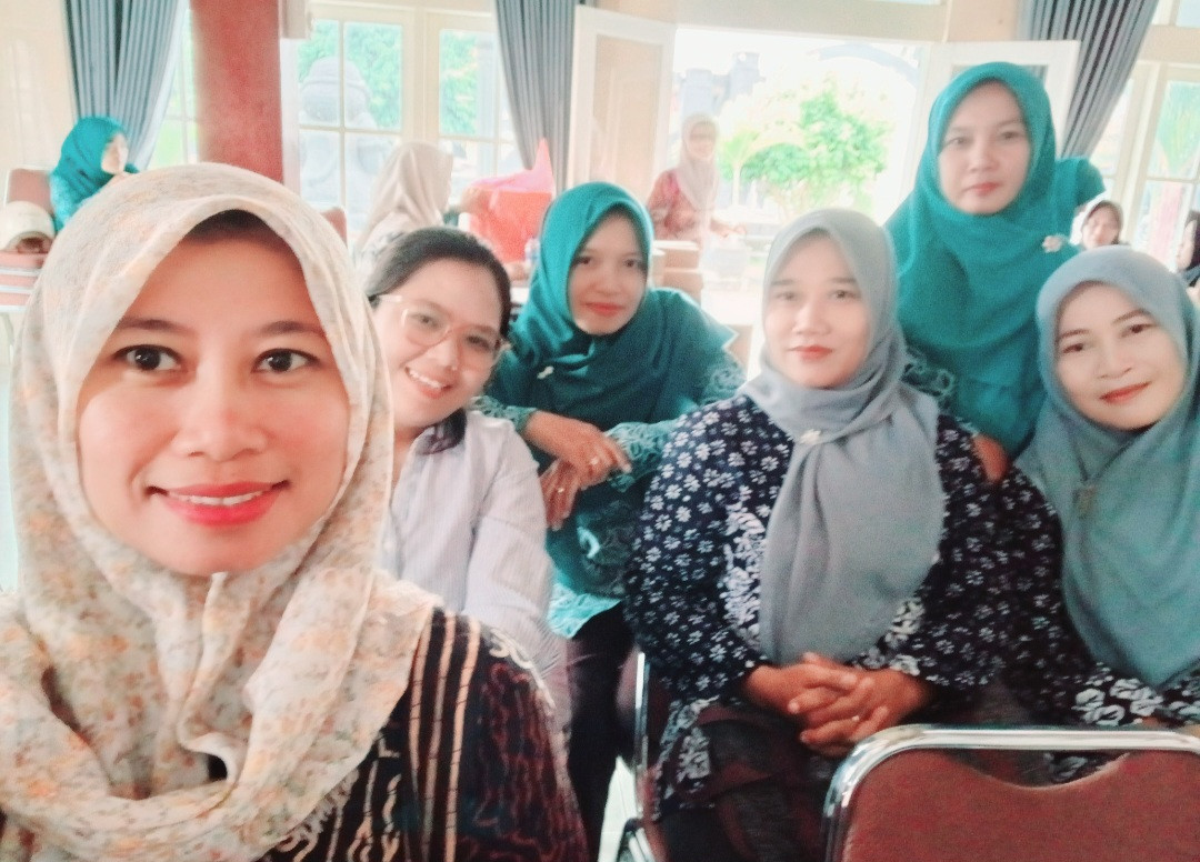 Kader Padukuhan Kalibulus mengikuti pertemuan PHBS