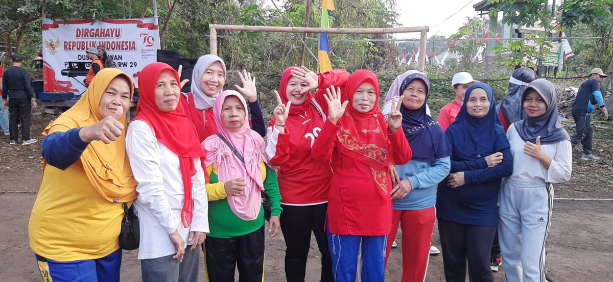 Jalan sehat dan lomba Pucangan