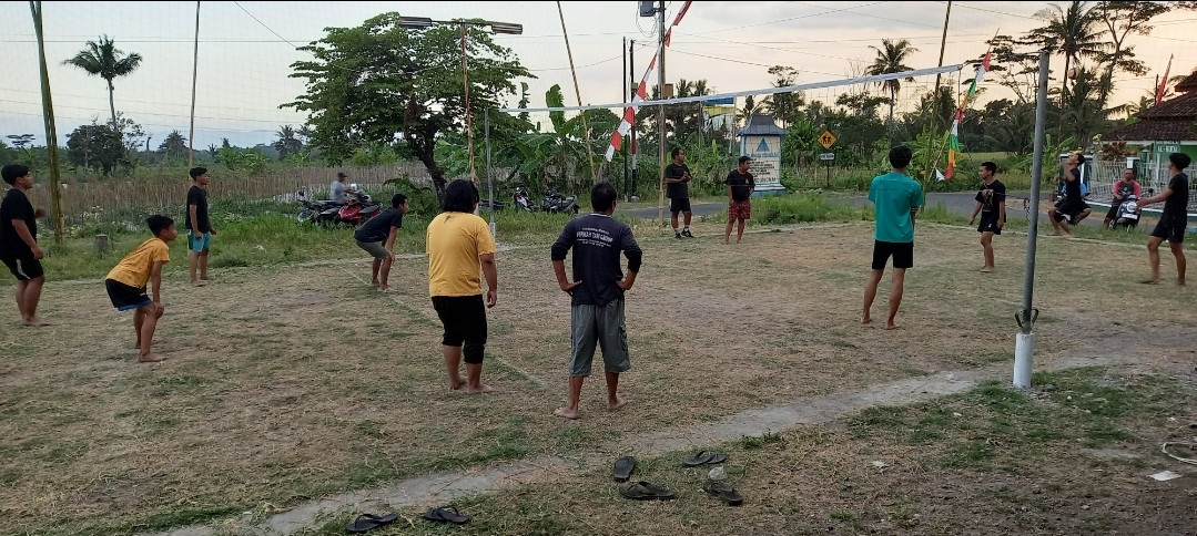 Sparingan tim voli Kwadungan vs Ngalian