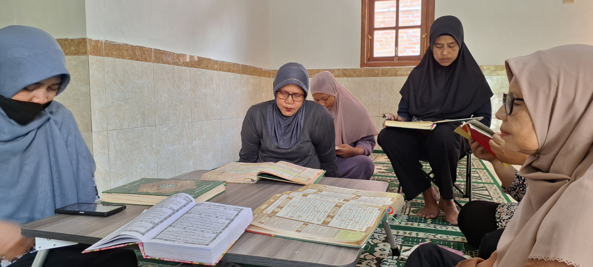 Ngaji Tahsin Ibu -ibu Dsn Banglen widodomartani