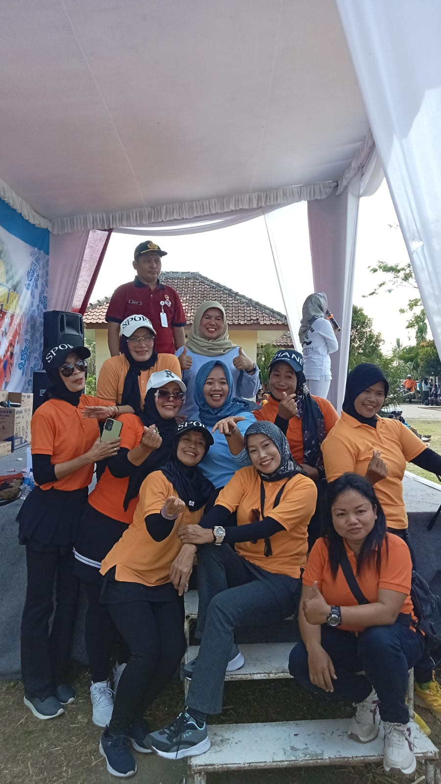 Senam bersama perwosi