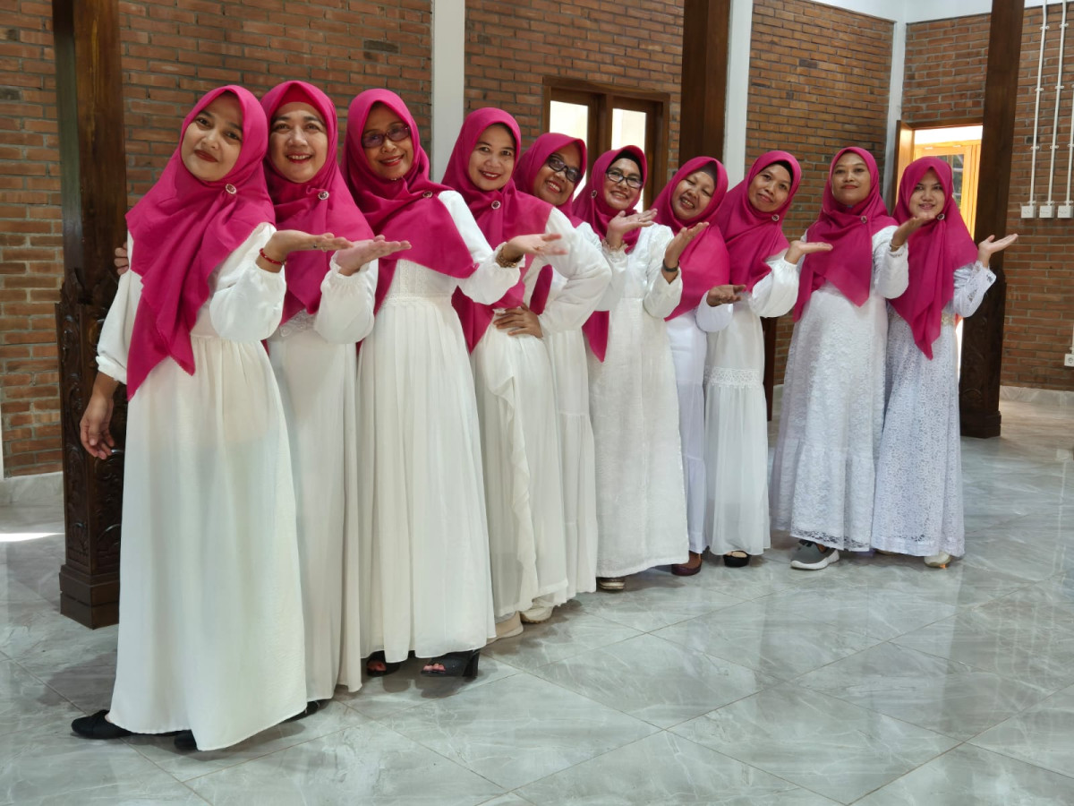 Yasinan rutin mlm selasa Rt 04 Pucangan