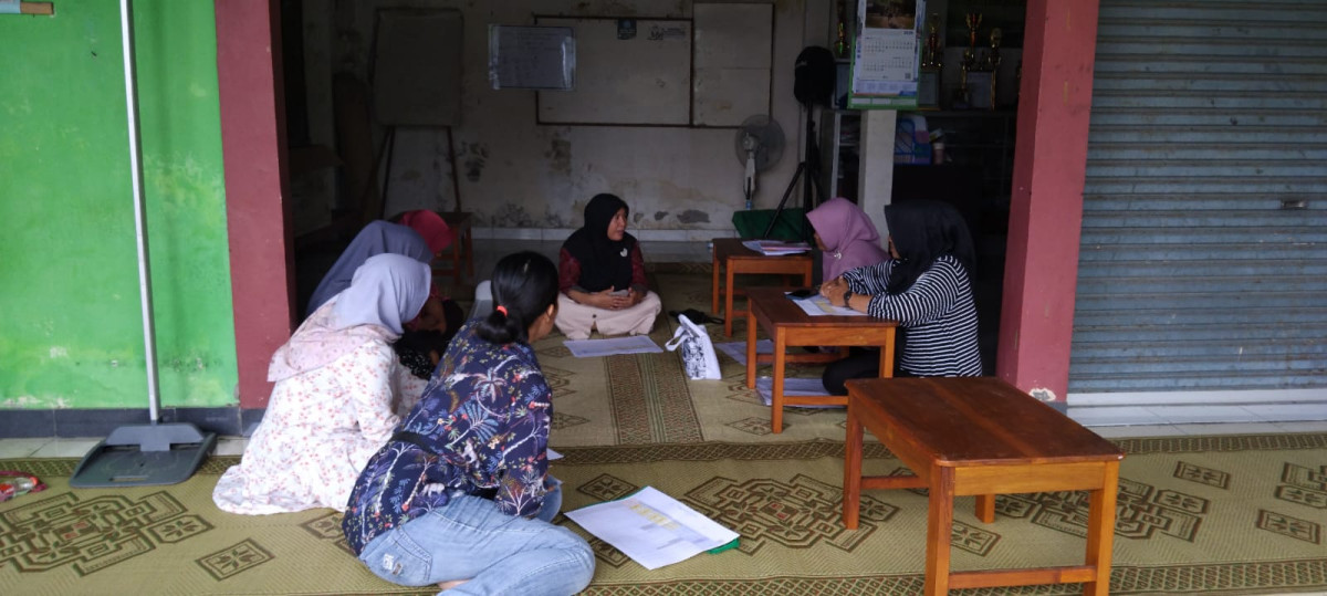 Pembinaan kader posyandu  ngalian