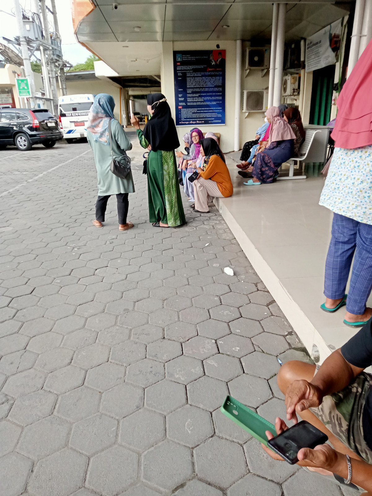 Besuk tetangga ngalian