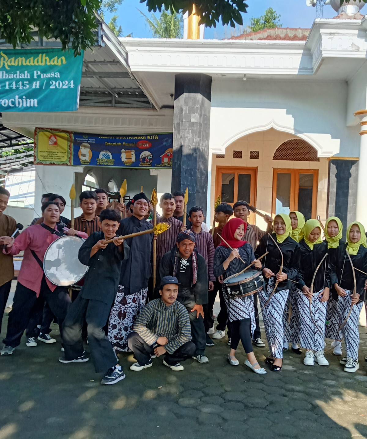 Bergodo kalikalihan ngalian