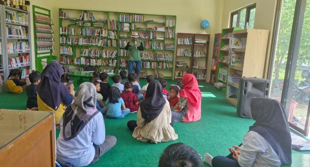 Kegiatan Mendongen Bersama PAUD Among Putro di Ruang Perpustakaan (Kalurahan Widodomartani)