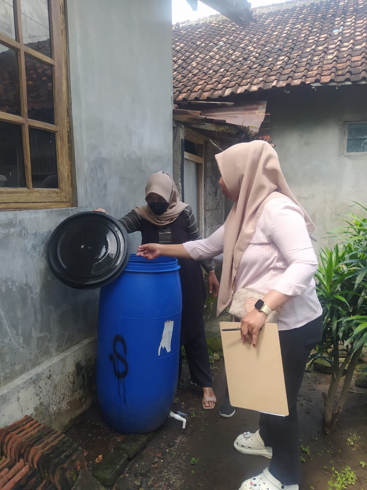 Pemberantasan sarang nyamuk di padukuhan jetis