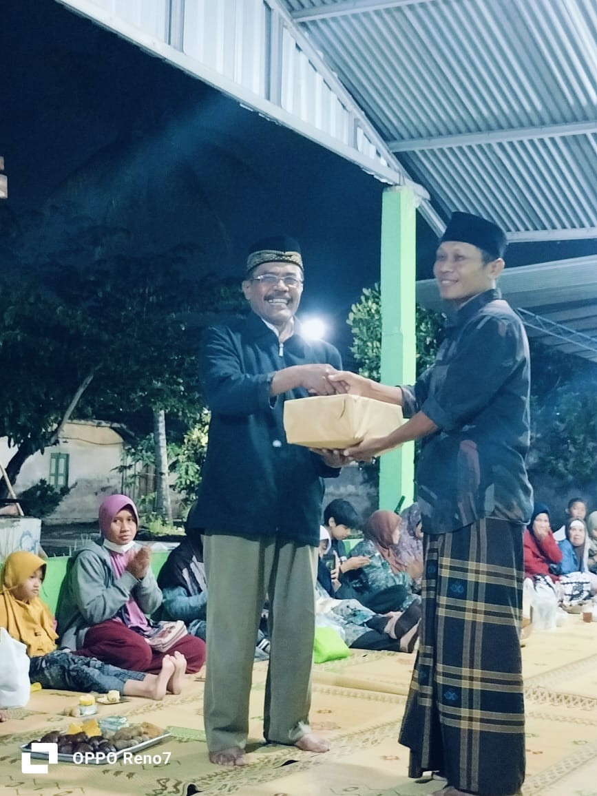 Pelepasan purna tugas bapak RW 12 jetis