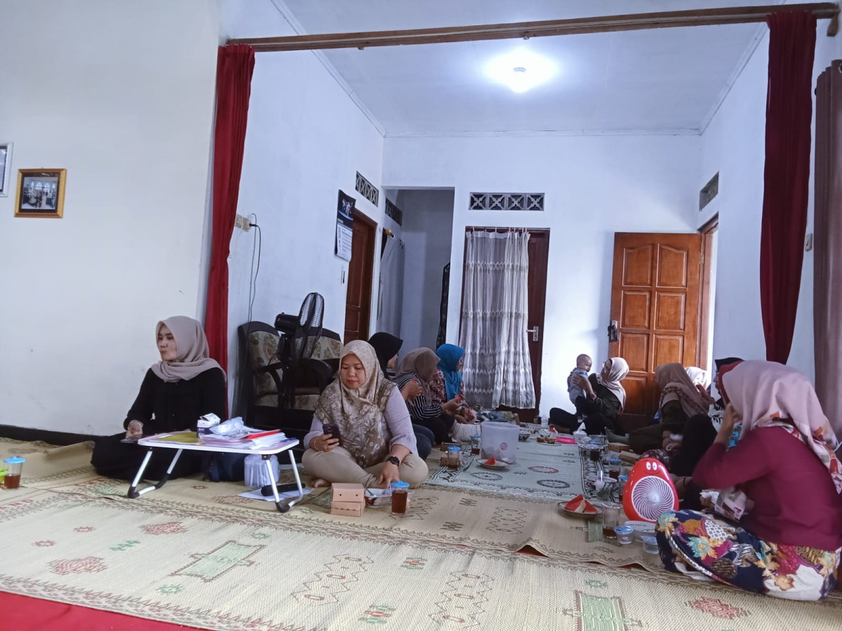 Monitoring dan evaluasi kegiatan pmt lokal jetis