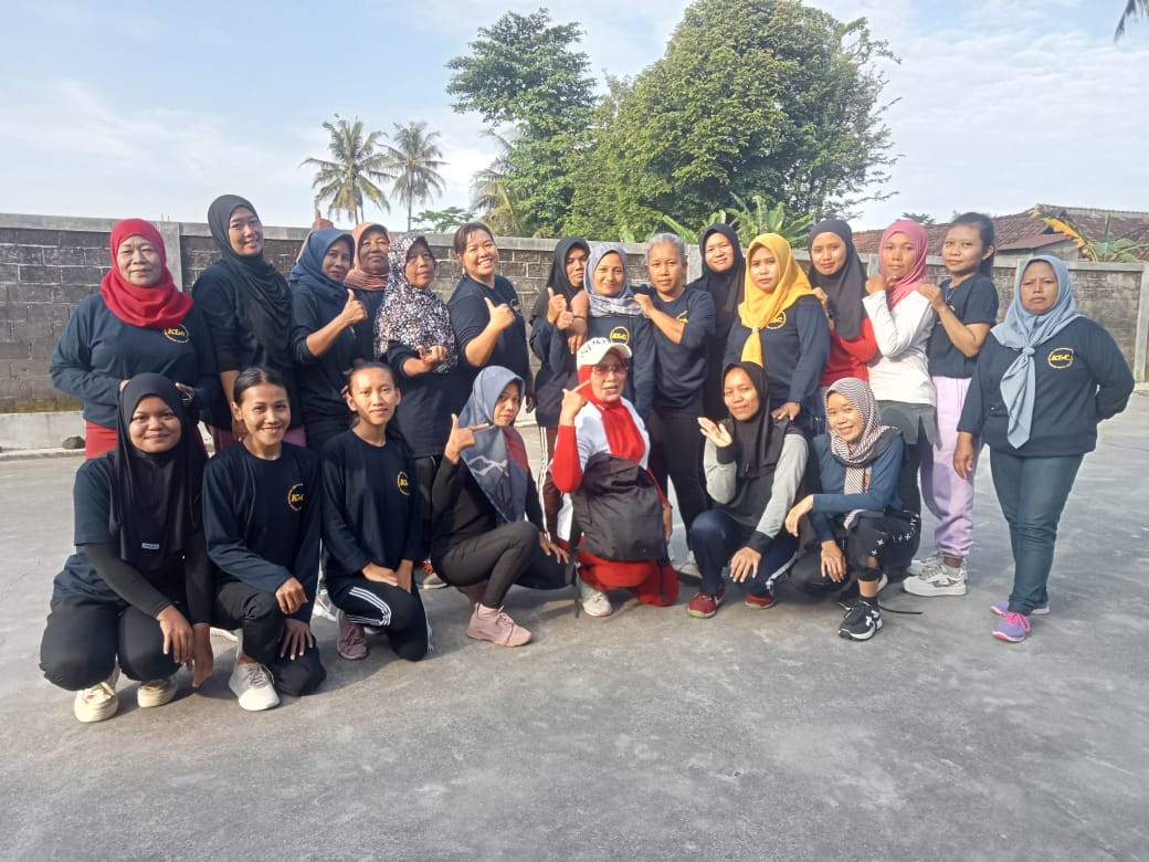 Senam bersama ibu2 padukuhan klancingan
