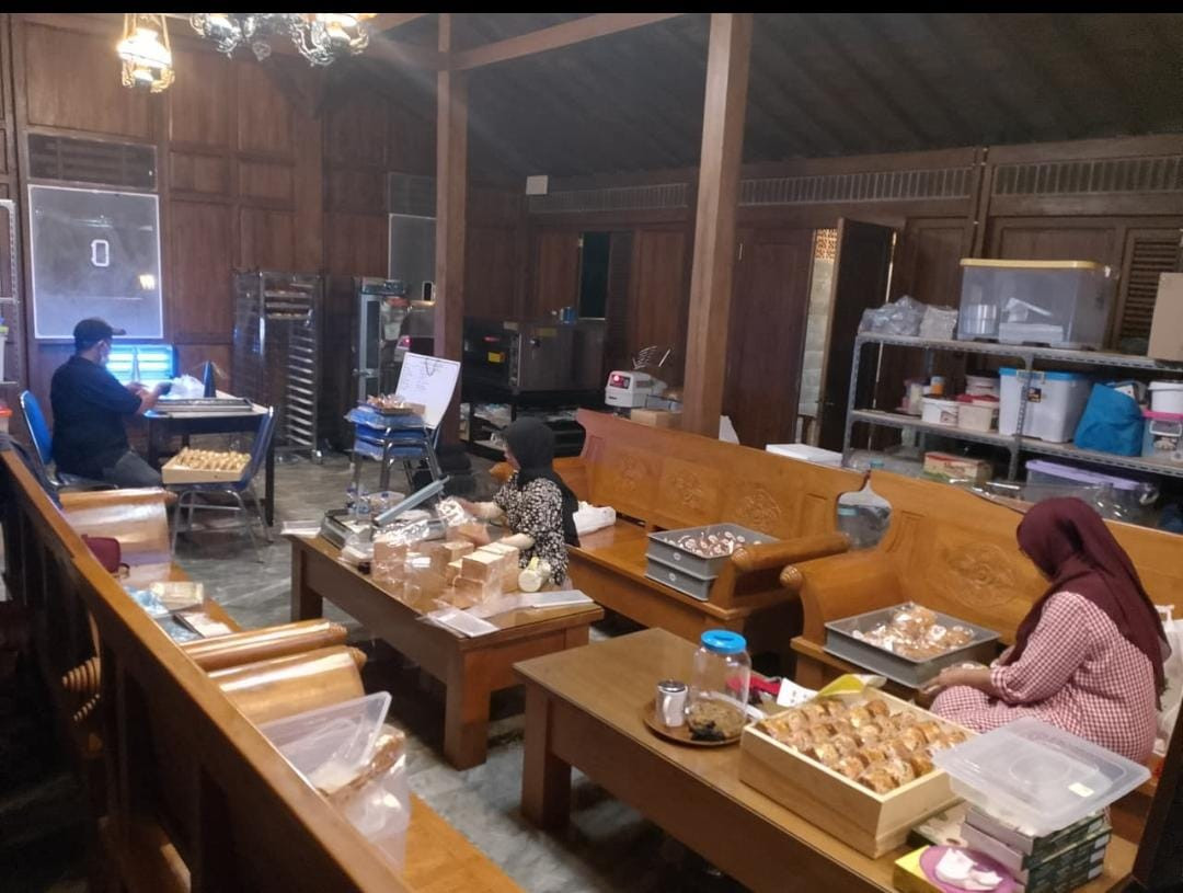 Pelatihan baking ibu ibu jetis