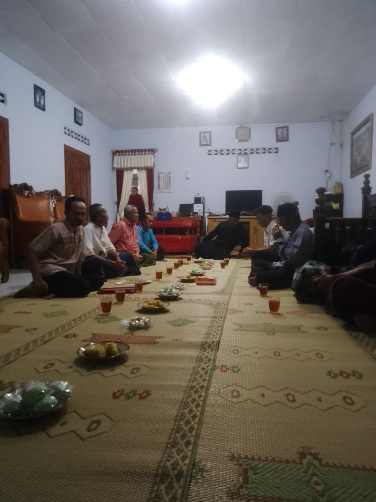 Pertemuan rutin RT setiap tanggal 1