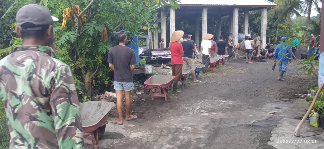 Gotong royong Ganjuran