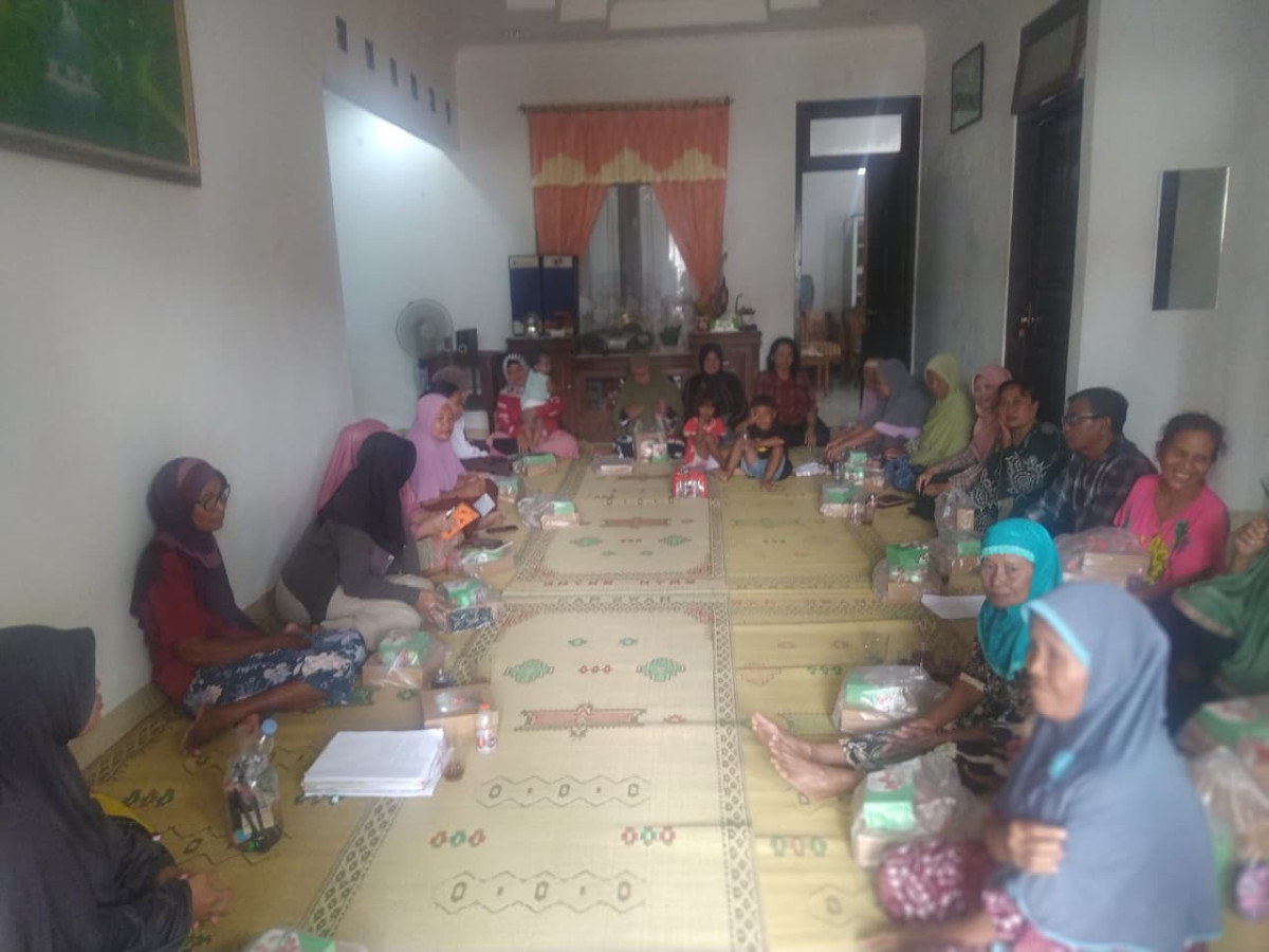 Pertemuan pkk RT 5  jetis