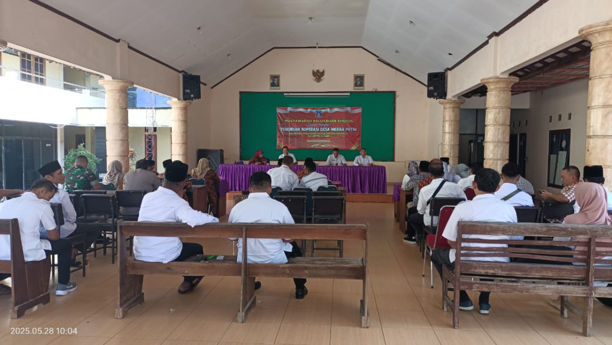 Rapat pembentukan koprasi ( ngalian)