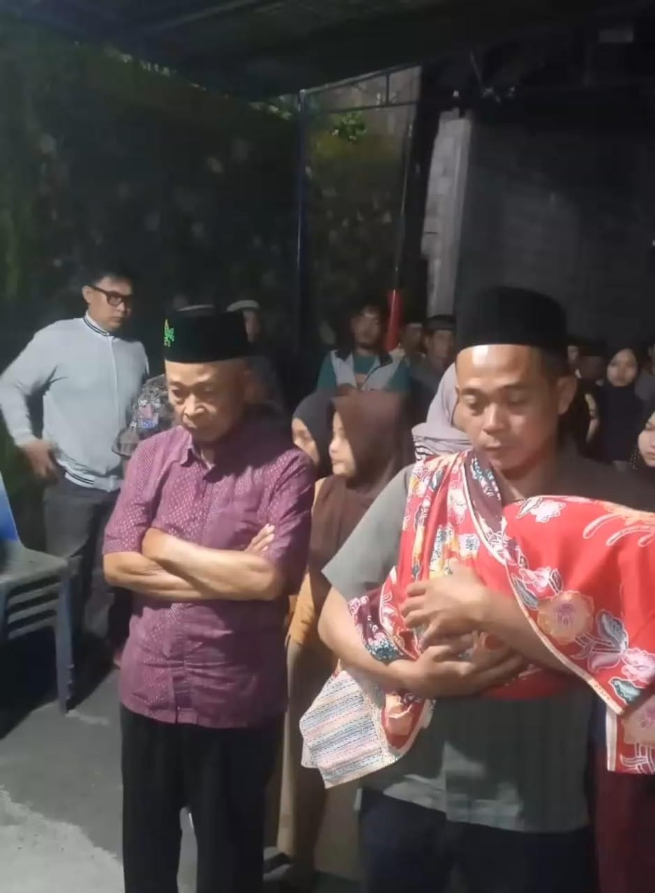 Takziyah warga jetis