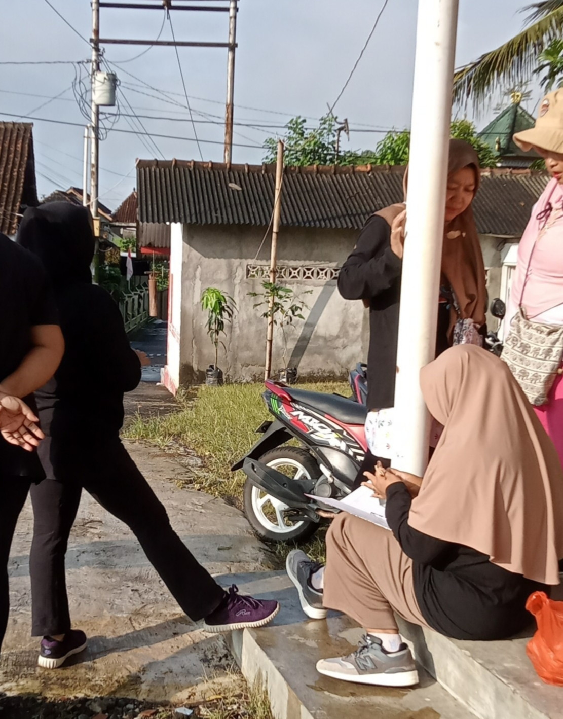 Senam Minggu pagi ( ngalian )