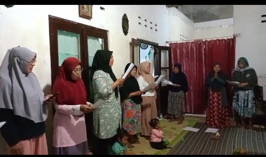Pertemuan rutin pkk RT 5 dusun jetis