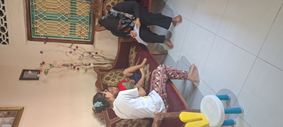 Kunjungan rumah balita bb kurang dipadukuhan kemasan