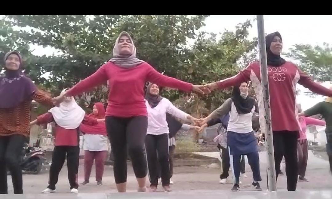 Senam bersama ibu ibu jetis