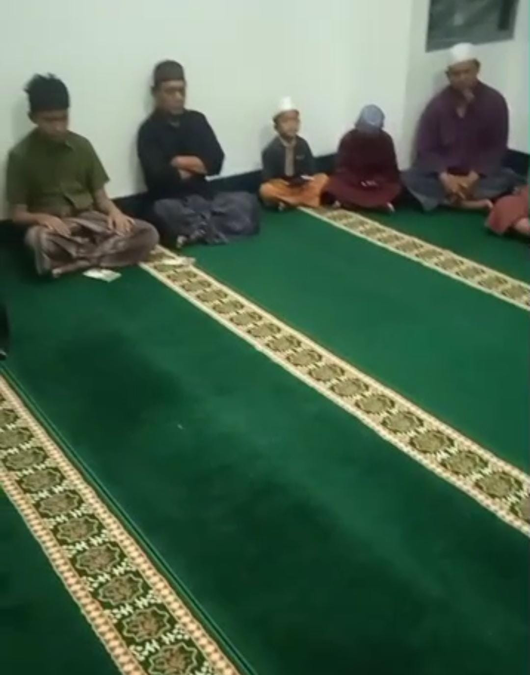 Kajian rutin jamaah musholah Al Kami Jetis
