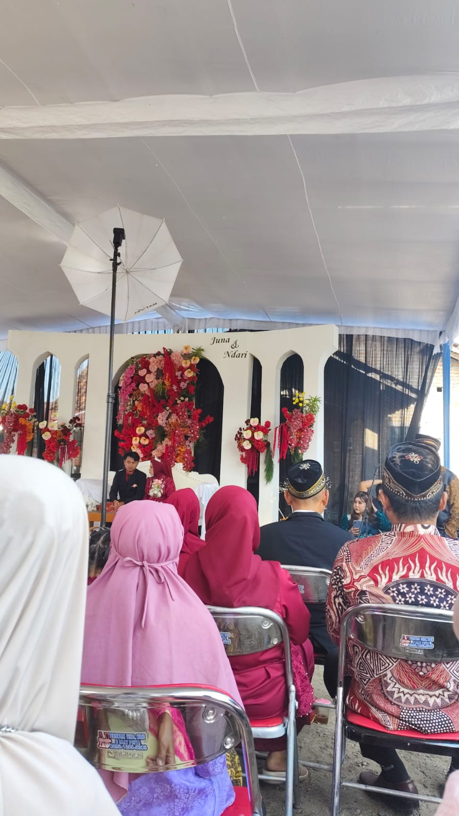 Boyongan manten ( ngalian )