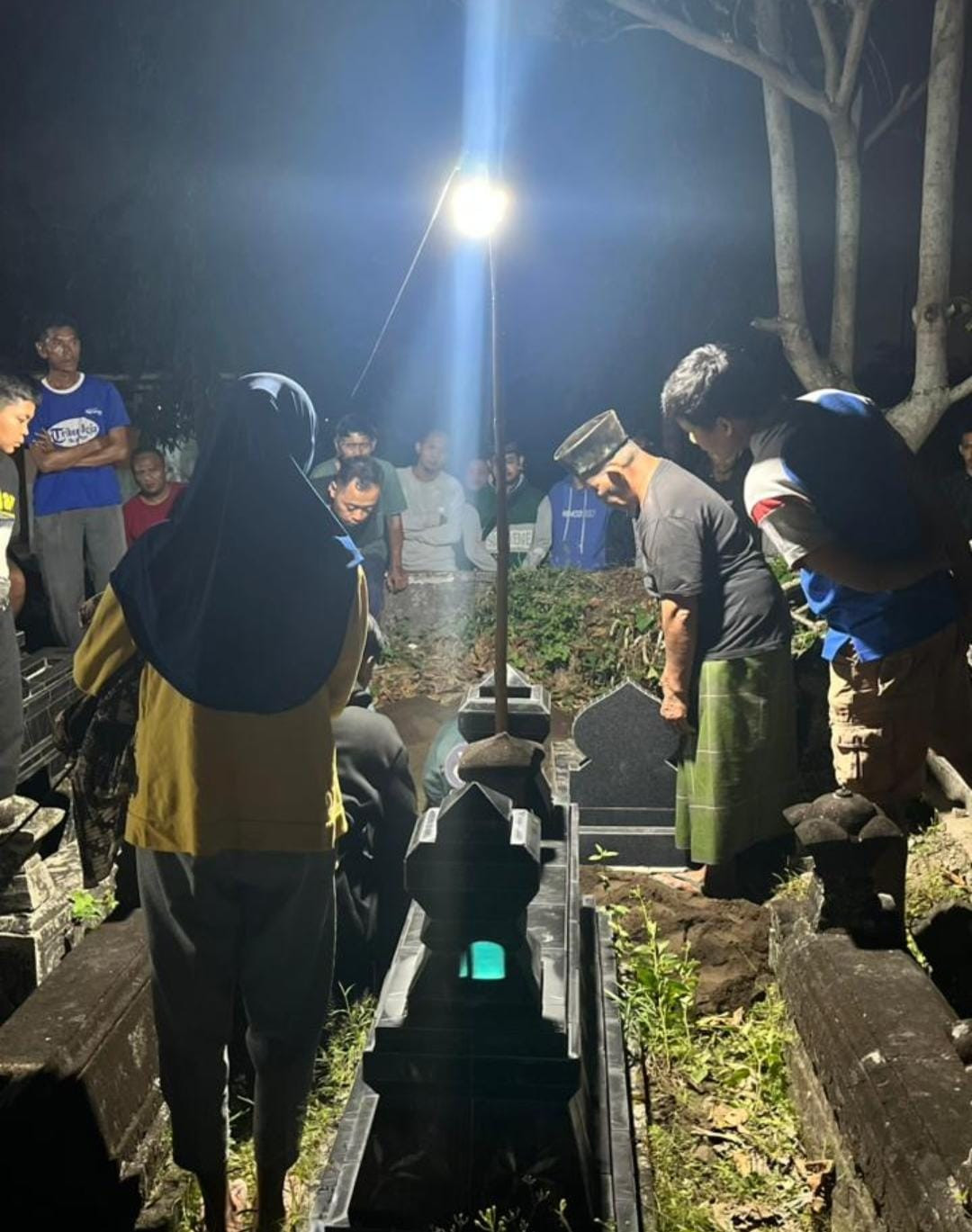 Pemakaman warga jetis