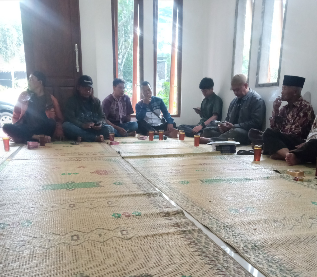 Trah keluarga  warga wahana praja