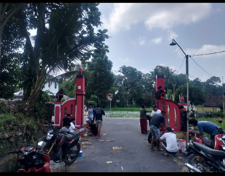 Gotong royong dusun jimat