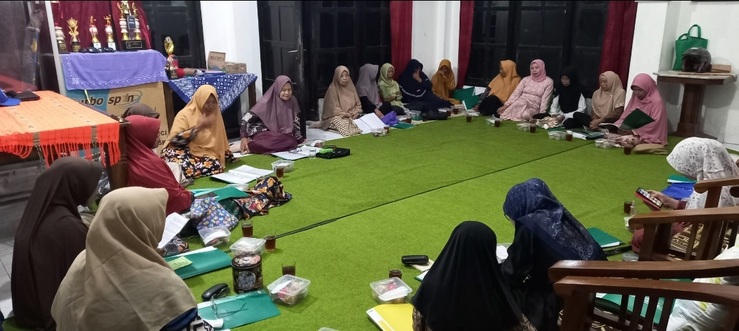 Yasinan rutin ibu-ibu dusun Kwadungan
