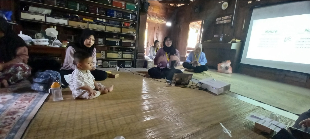 Workshop parenting untuk ibu-ibu dusun Kwadungan