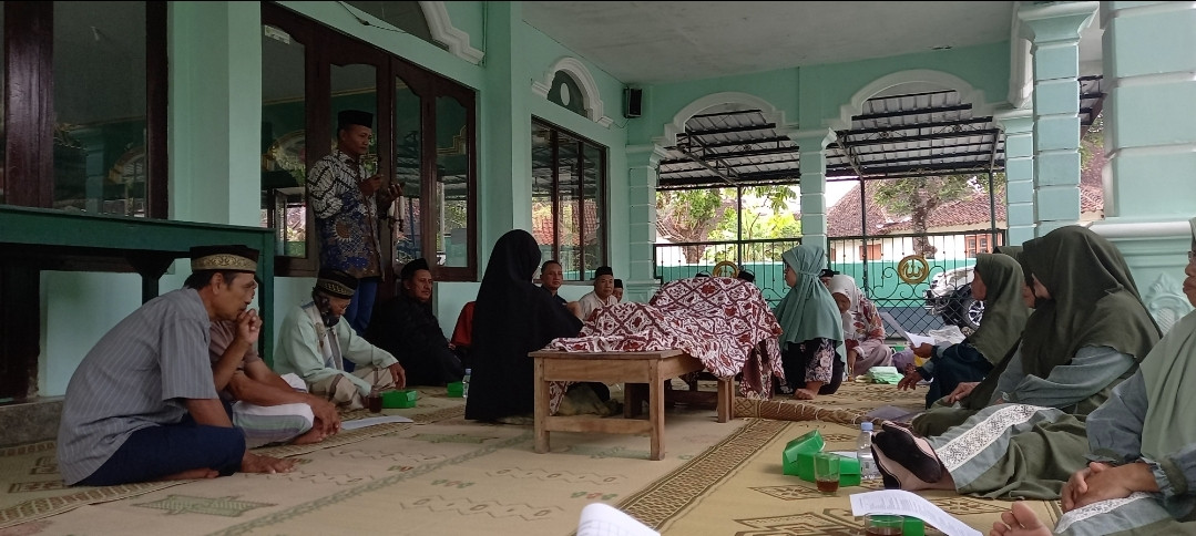 Pelatihan  Pangruktiloyo di dusun Kwadungan