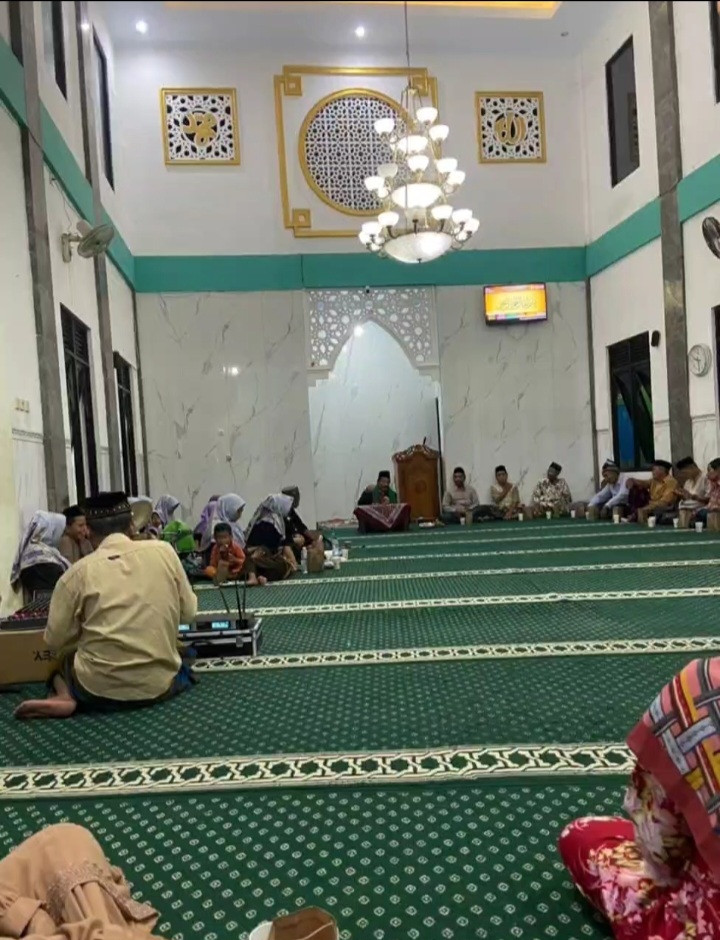 Pengajian rutin malam Minggu Pahing Dalem