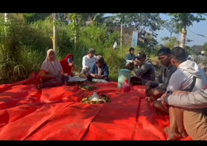 Selamatan ( ngalian )