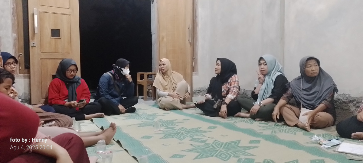 Pertemuan rutin PKK padukuhan Dalem