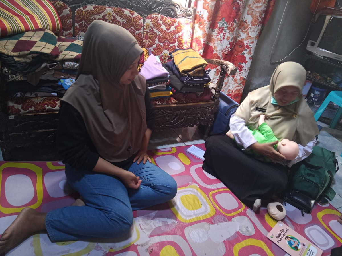 Kunjungan rumah ibu bersalin dusun jimat