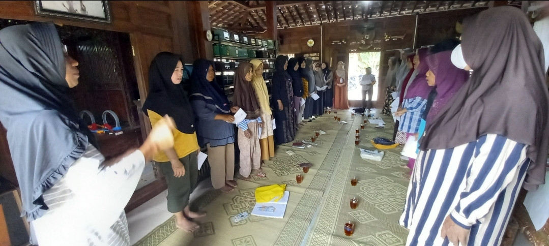 Pertemuan PKK dusun Kwadungan