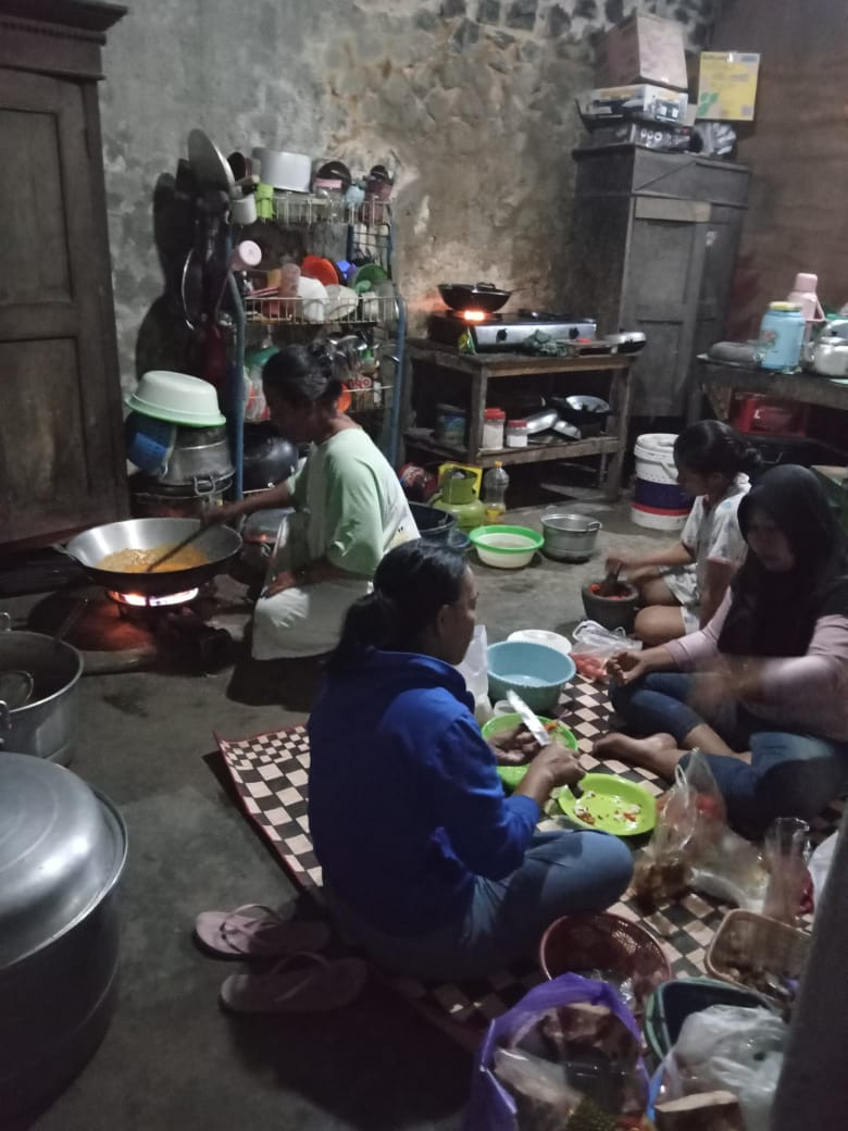 Masak buat gotong royong dusun jimat