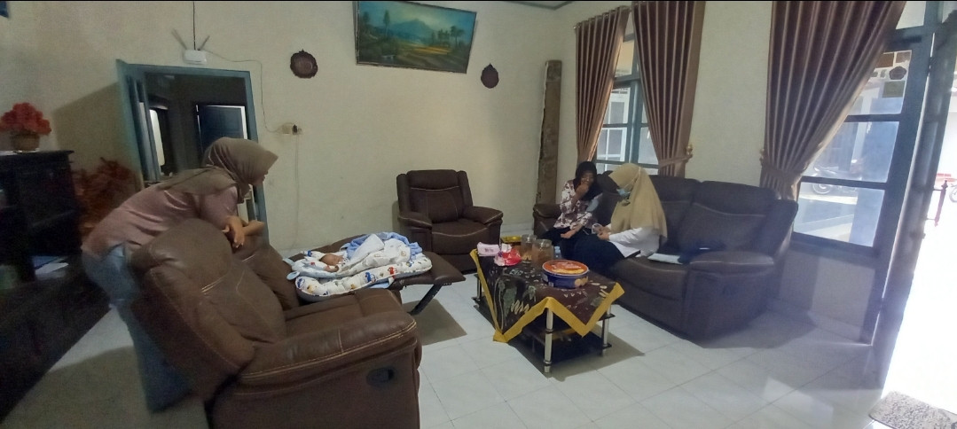 Kunjungan ibu pascasalin di dusun Kwadungan