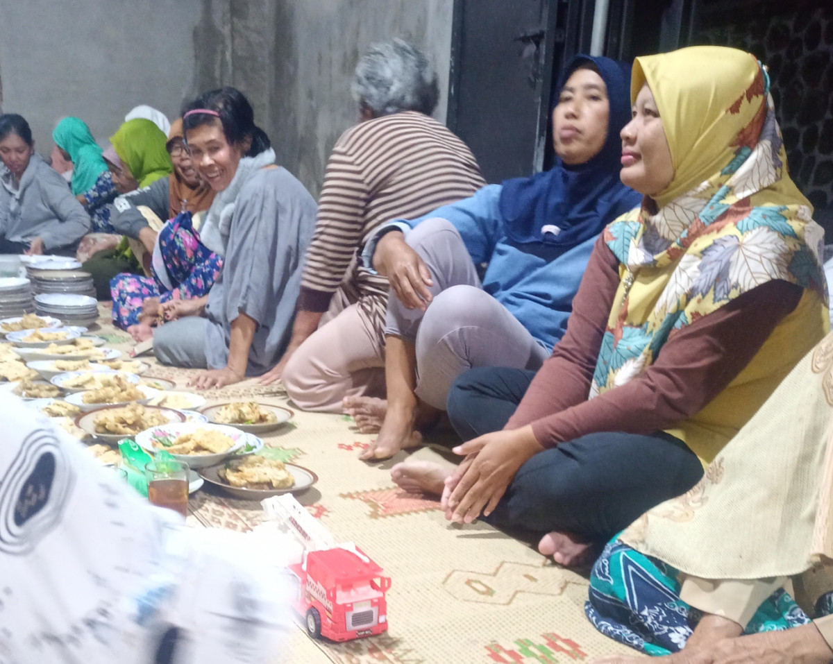 Tahlilan 7 harian Kalijeruk 1