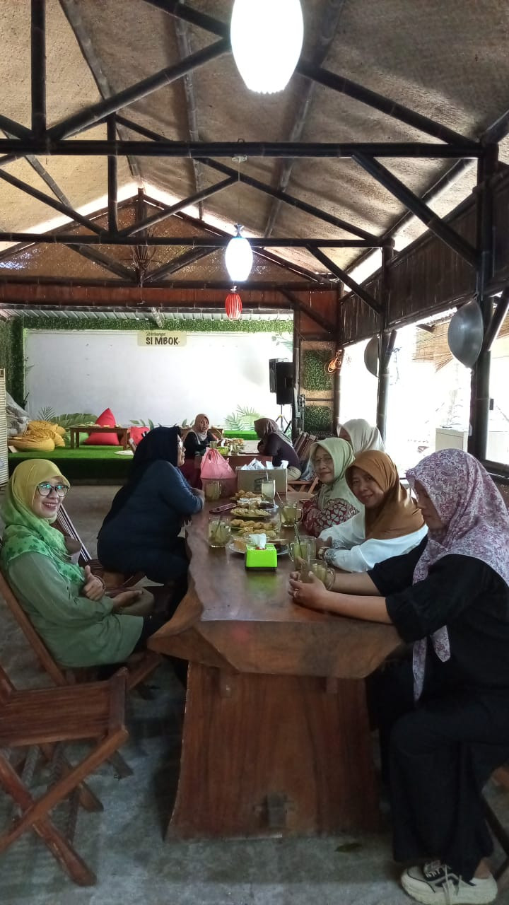 Paguyuban ( ngalian )