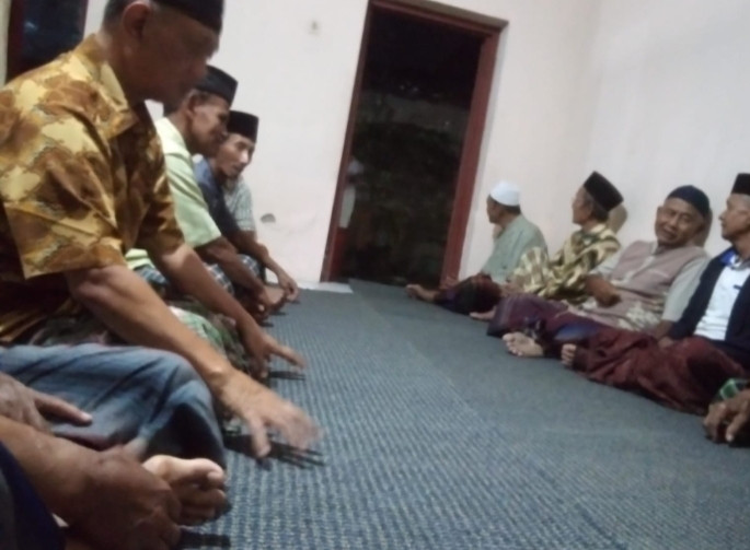 Tahlil 40 hari ( ngalian )