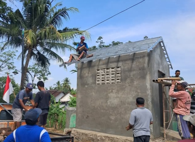 Pembangunan rumah kreta jenazah ( ngalian )